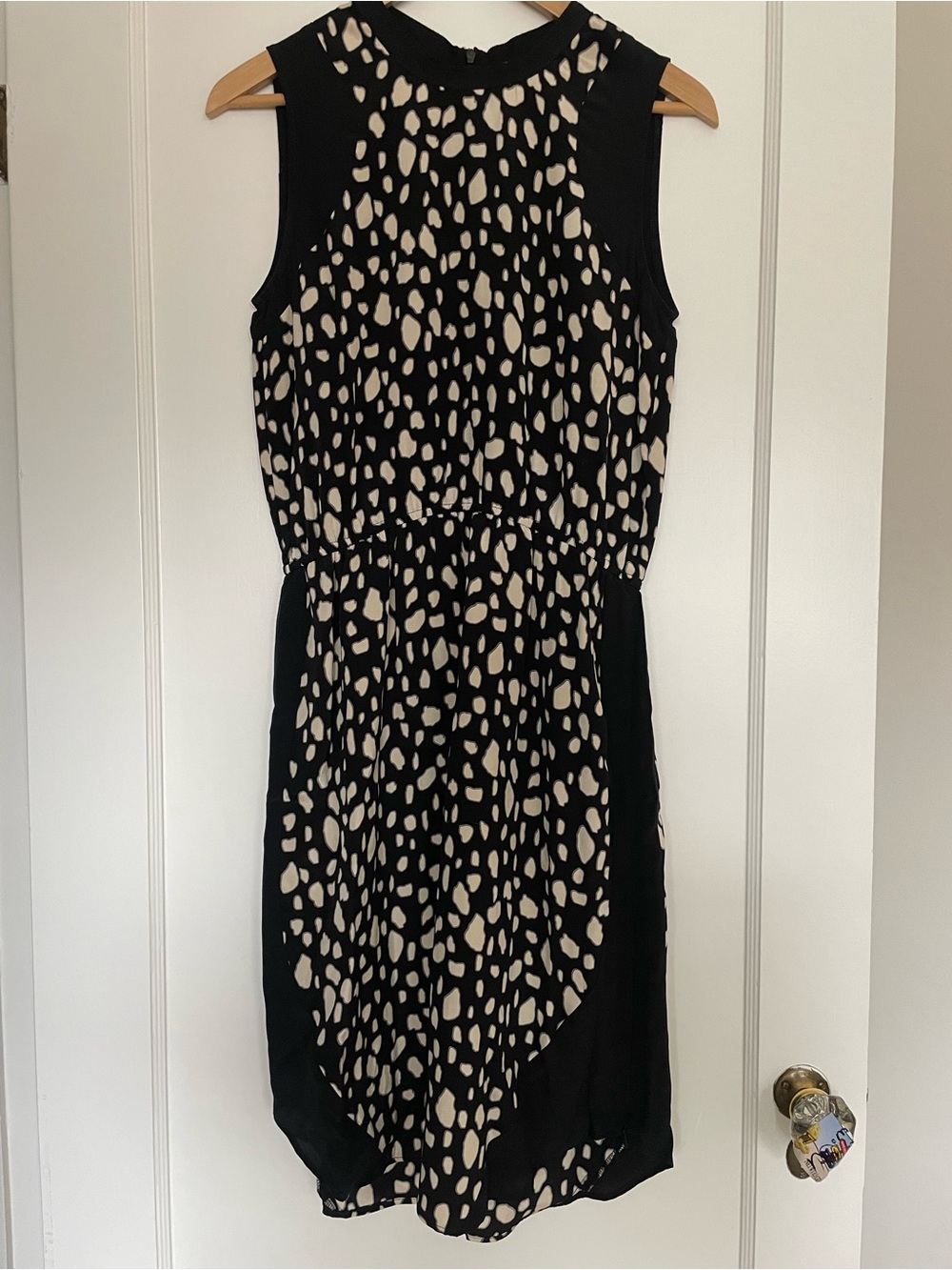 Sea New York Black and Cream Sleeveless Printed Mini Dress - Picture 2 of 9